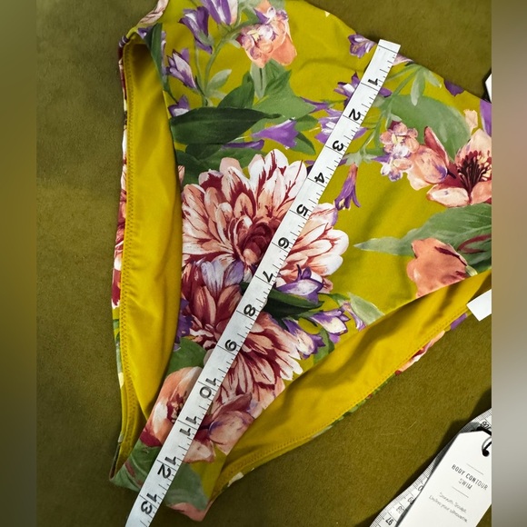 EXPRESS Body Contour Swim Set in Floral Size S 86 - Picture 8 of 10